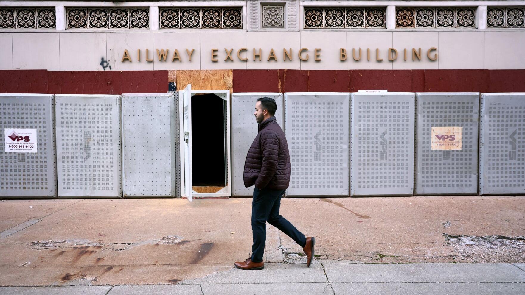 St. Louis wants to pay $5.3 million for the Railway Exchange. Its owner wants more.